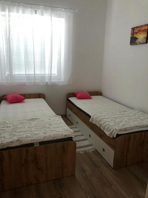 Apartmaji Meduza Изола Екстериор снимка