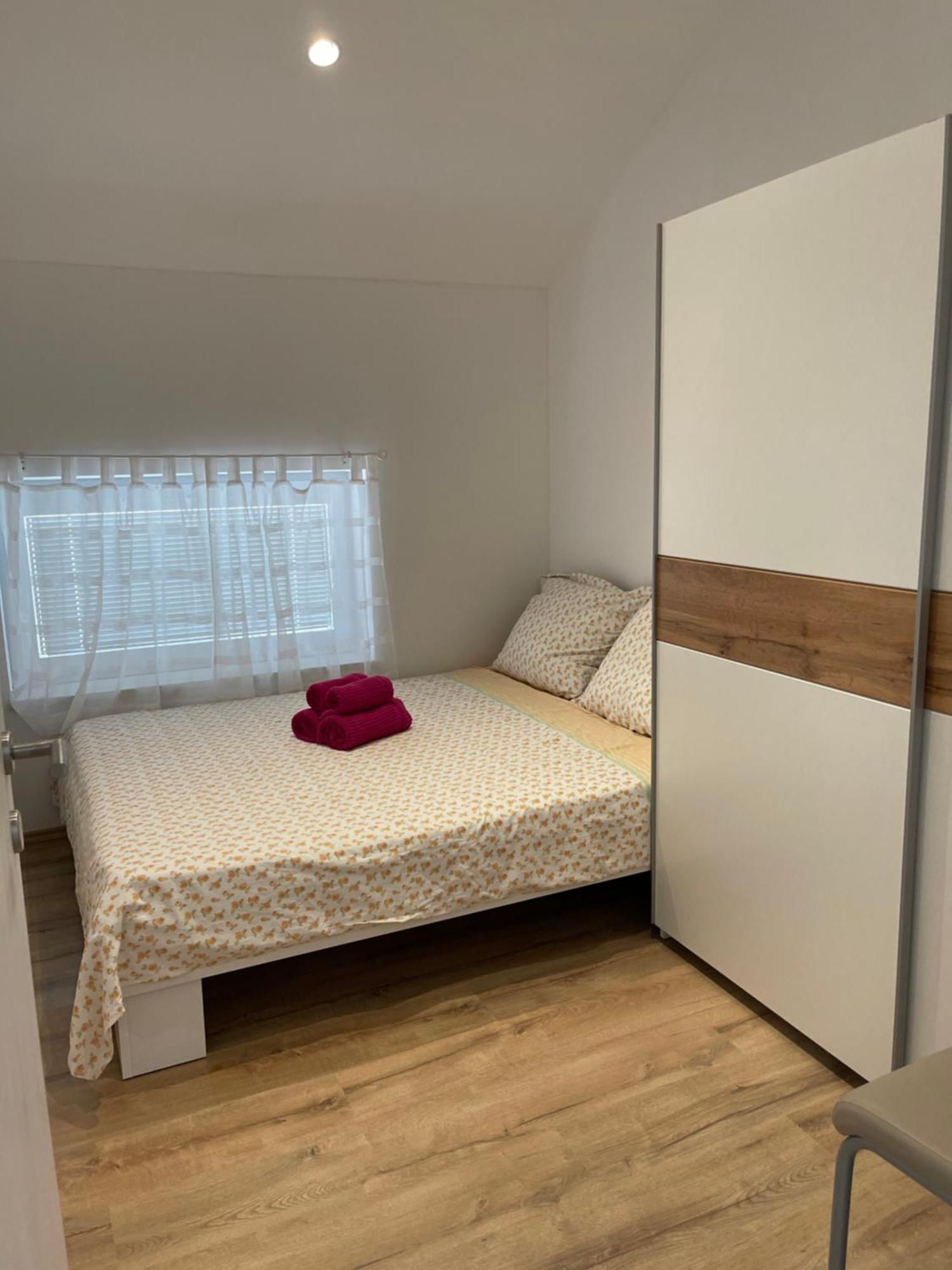 Apartmaji Meduza Изола Екстериор снимка
